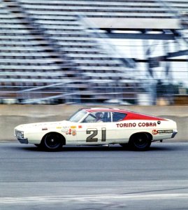 1-cale-yarborough--21-ford-torino-cobra-1969-at-daytona-david-bryant.jpg