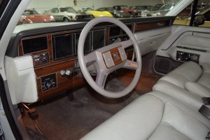 88LincolnHearse2.jpg