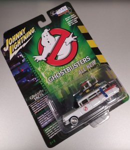 ecto-1_johnnylightning.jpg