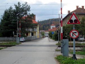 Prehod_ez_elezniko_progo_-_panoramio.jpg