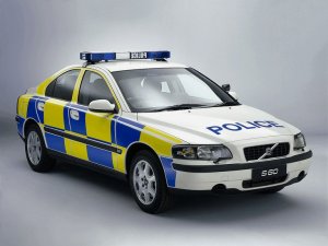volvo-s60-police-2000-287011.jpg