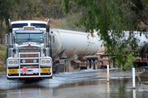 KenworthC509TankerRoadTrainOverWater.jpg