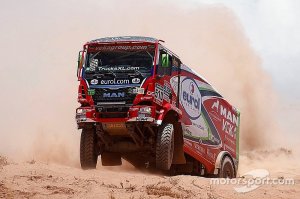 dakar-dakar-2016-510-man-peter-versluis-marcel-pronk-artur-klein.jpg