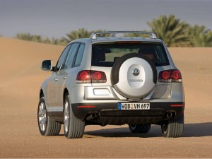 volkswagen-touareg-i-2.jpg