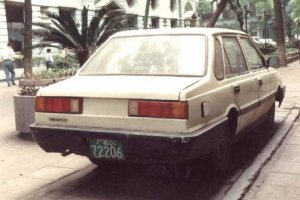 dongfanghong-cars-2-458x306.jpg