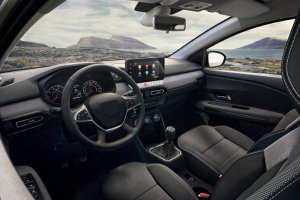 2021-Dacia-Jogger-interior-1024x683.jpg