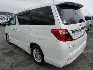 Toyota alphard beamng drive