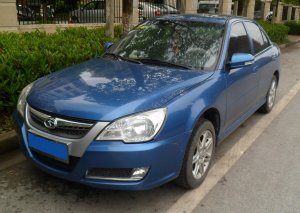 Soueast_V3_Lingyue_Style_Edition_01_China_2012-05-20.jpg