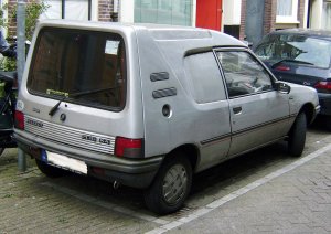 1280px-Peugeot_205_XA_Van.jpg