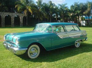 1955-Pontiac-Safari-1.jpg