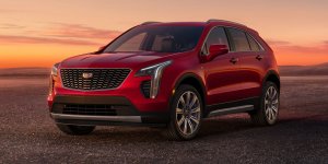 2023-cadillac-xt4-101-1666903303.jpg