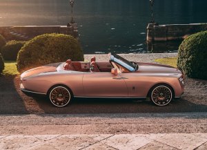 2022Rolls-RoyceBoatTail_02.jpg