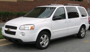 Chevrolet_Uplander_LWB.jpg