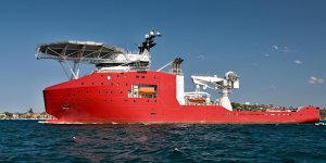 meter-transport-ship-helipad.jpg