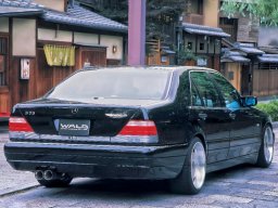 Mercedes Benz S73 AMG